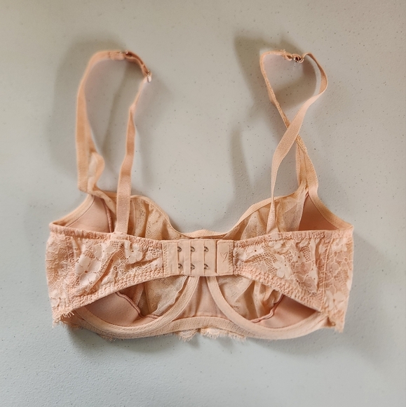 Victoria's Secret Peach Pink Lace Underwire Unpadded Bra Size 32DD Lingerie - Picture 3 of 5